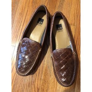 J & M Men's Slip On Loafer Size 11 M Sheep Skin Memory Foam Foot Bed Weave EUC